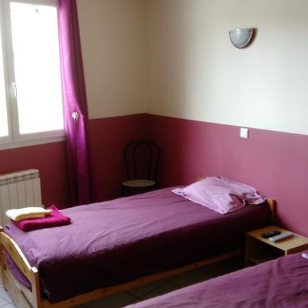 Le Pic Boeuf Manthes Exterior foto